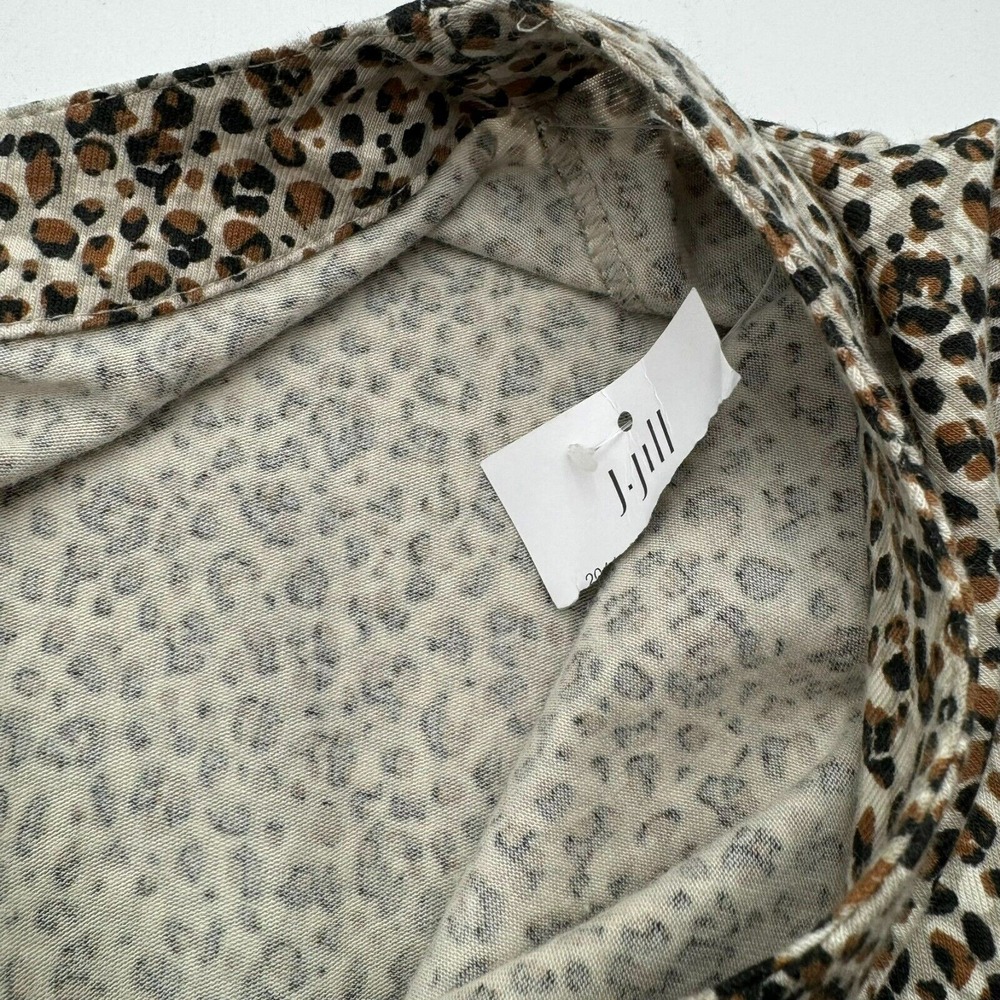 J. JILL NWT Women Large Luxe Supima Relaxed Tee Long Sleeve Animal Print Leopard - Picture 3 of 9